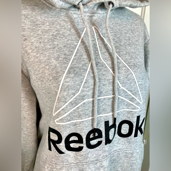 Reebok Heather Gray Hoodie. Thick and Soft. - Picture 3 of 9